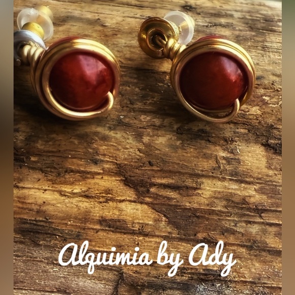 Jade Red Earrings - Picture 1 of 1